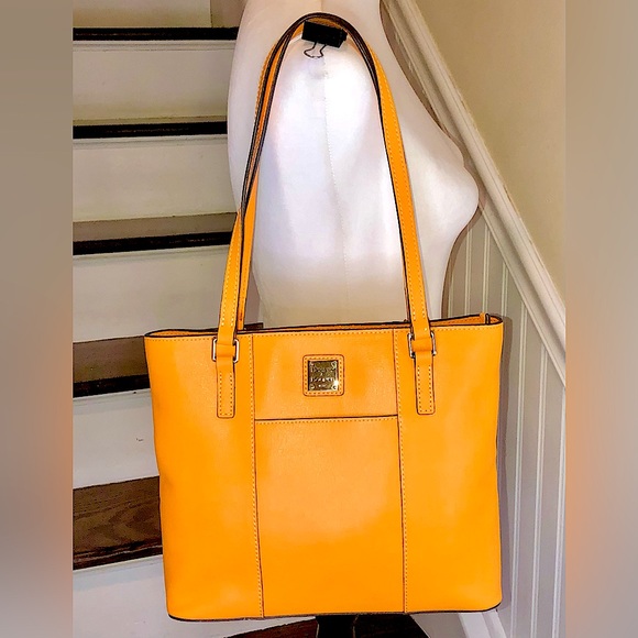 DOONEY BOURKE Orange Saffiano Leather Red Lining Two Top Handle Shoulder Straps - Picture 7 of 17